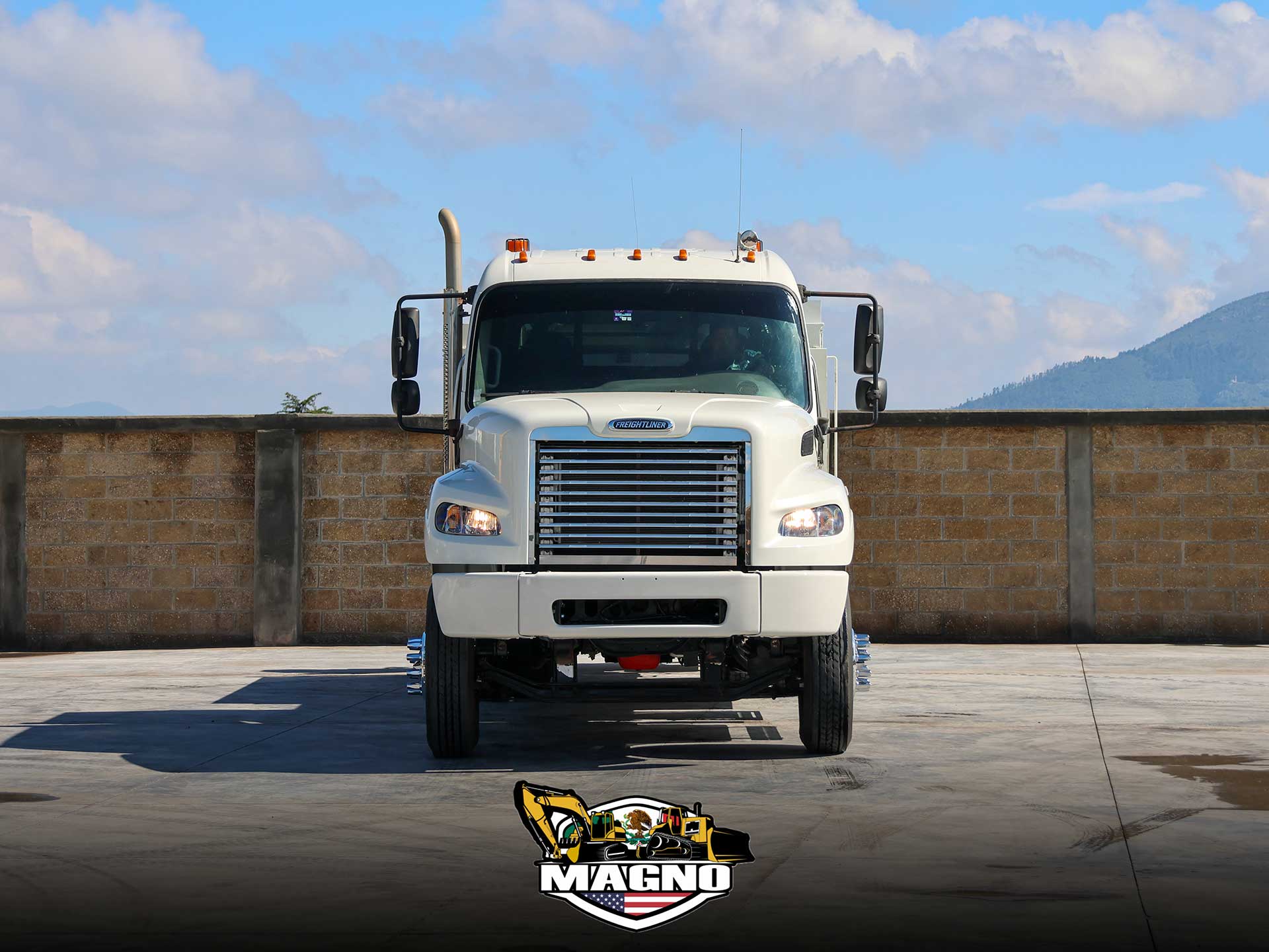 freightliner-m2-2011-2